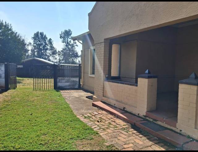 6 BEDROOM HOUSE FOR SALE IN SELCOURT
